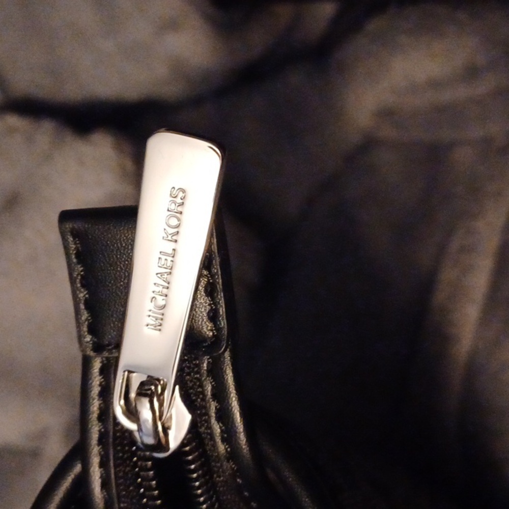 Michael Kors Black and Silver Tote Bag - Picture 7 of 11